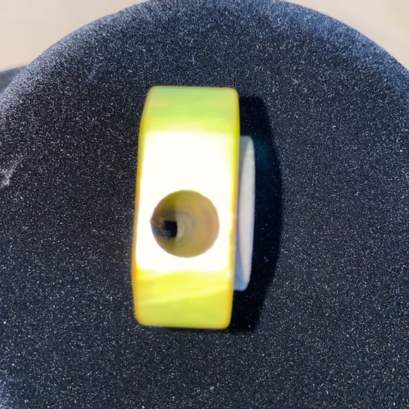 Green Bakelite 1930s Little Rascals Spanky Pencil Sharpener. - Picture 4 of 7